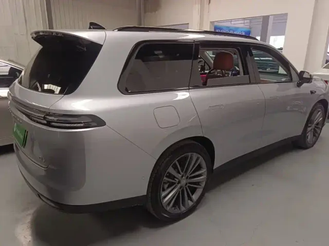Leapmotor C16 — Фото автомобиля 6