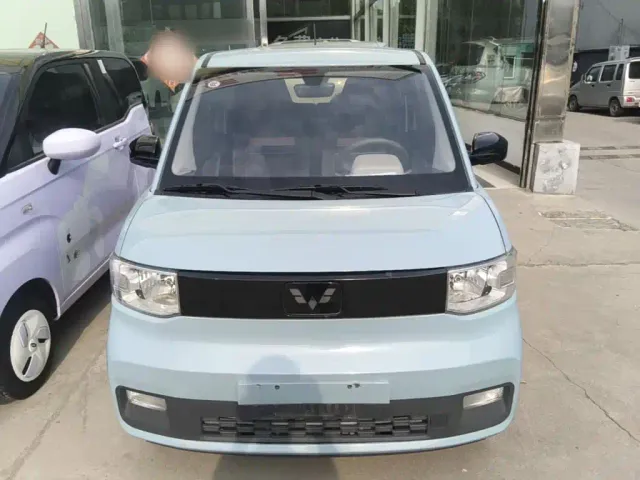 Wuling Hongguang Mini EV — Фото автомобиля 2