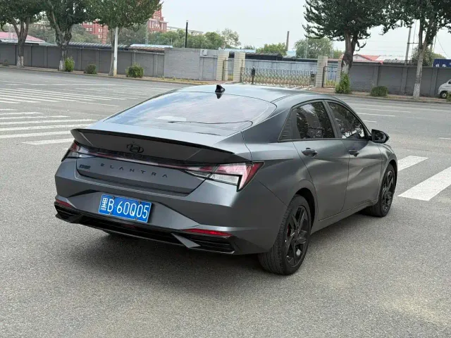 Hyundai Elantra 2022 1.5L CVT 20th Anniversary Edition — Фото автомобиля 6