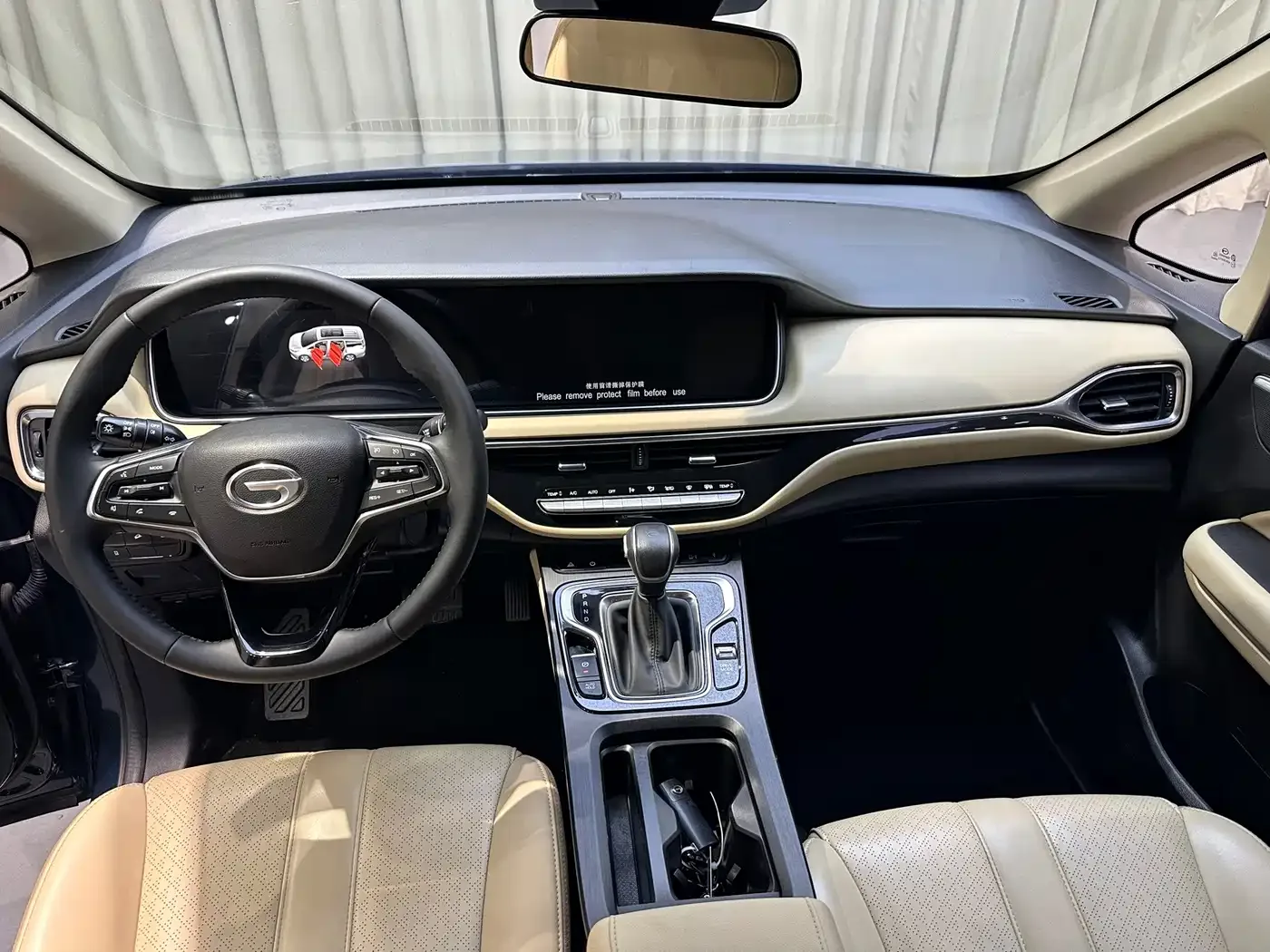 GAC Trumpchi Trumpchi M6 2021 270T DCT Premium Edition (7-seater) — Фото автомобиля 11