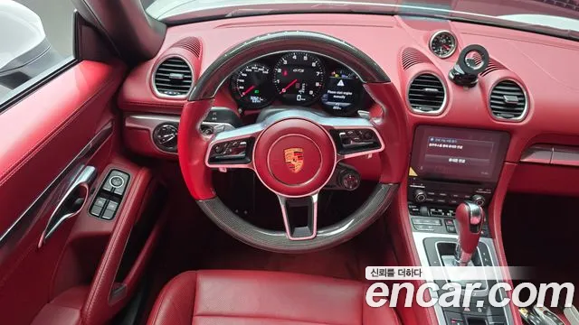 Porsche 718 — Фото автомобиля 17
