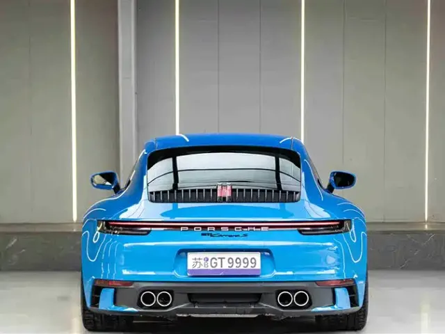 Porsche 911 — Фото автомобиля 6