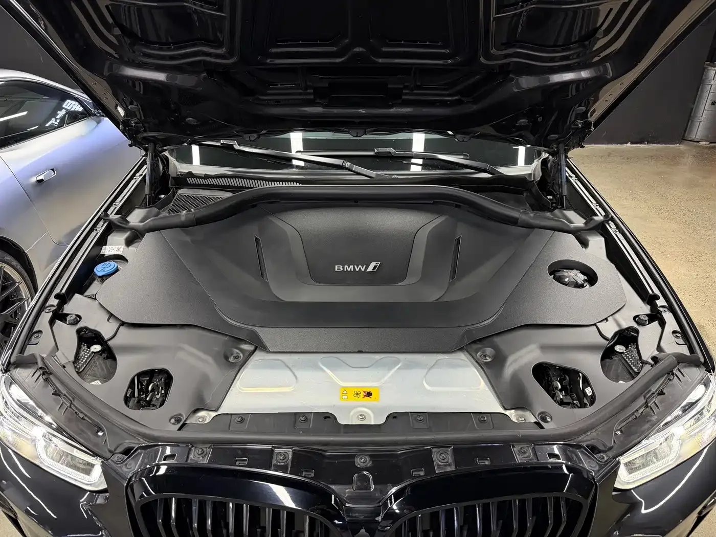 BMW BMW iX3 2022 Leading Edition — Фото автомобиля 22