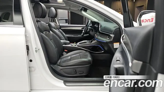 Hyundai Grandeur — Фото автомобиля 10