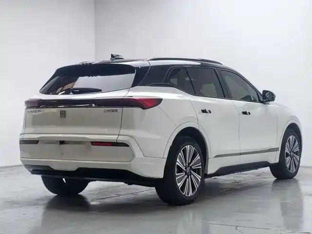 Buick E5 — Фото автомобиля 9