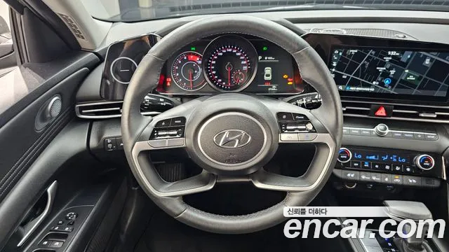 Hyundai AVANTE Avante (CN7) — Фото автомобиля 13