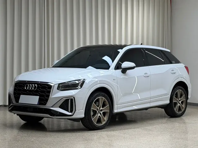 Фотография автомобиля — Audi Q2L