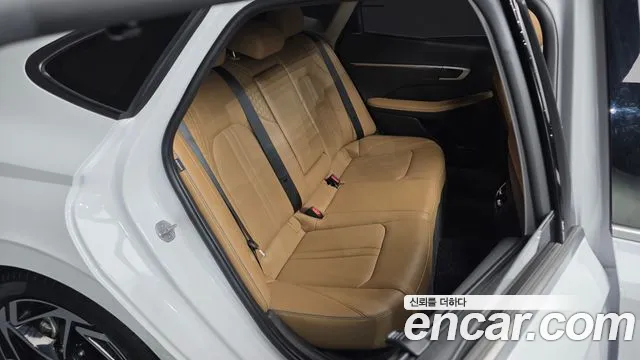 Hyundai Sonata — Фото автомобиля 24