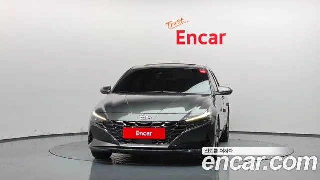 Hyundai Avante CN7 — Фото автомобиля 3
