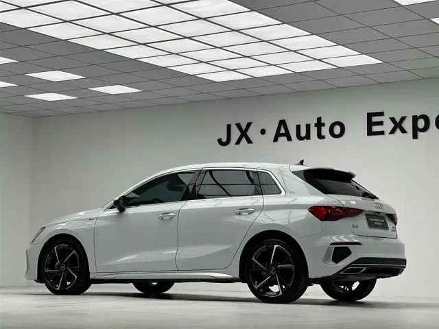 Audi A3 — Фото автомобиля 8