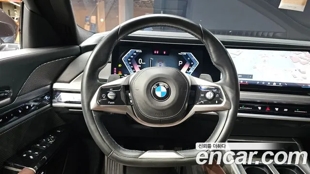BMW 7 Series G70 — Фото автомобиля 18