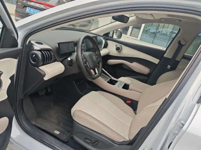BYD Yuan PLUS — Фото автомобиля 4