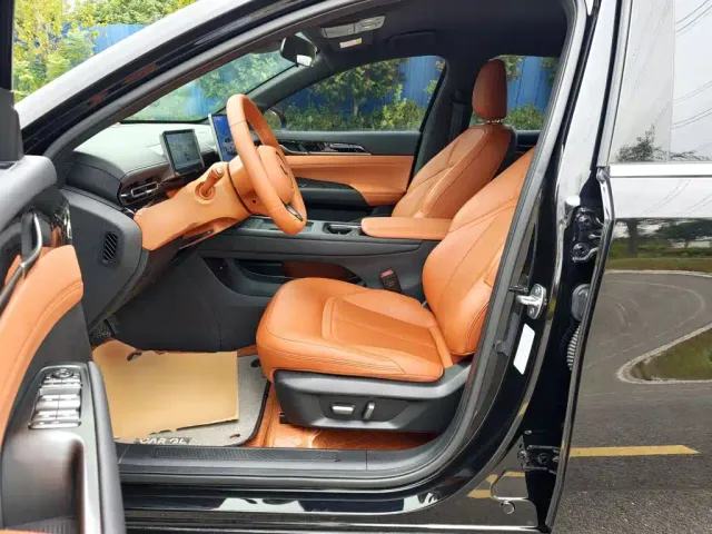 Wuling Starlight — Фото автомобиля 14