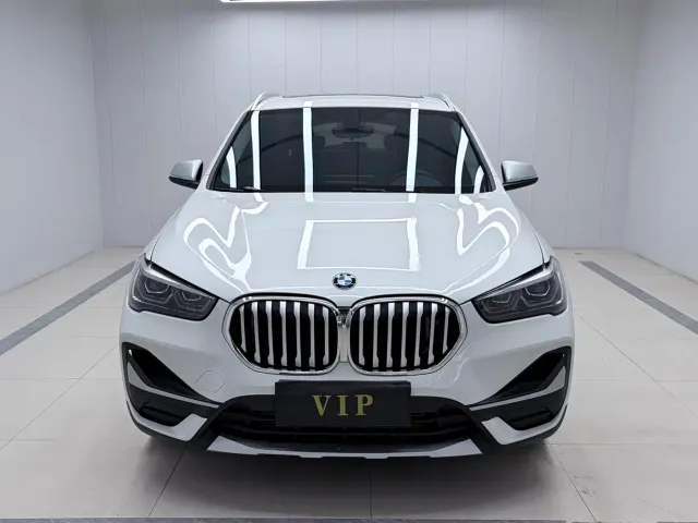 BMW X1 — Фото автомобиля 2