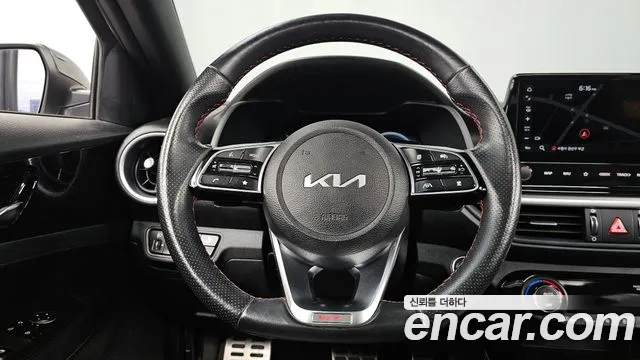 Kia K3 Новый K3 2 поколение 1.6 Turbo GT 5 дверей — Фото автомобиля 13