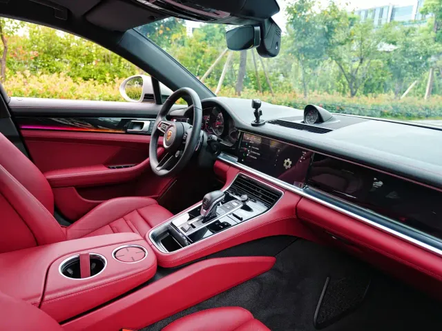Porsche Panamera — Фото автомобиля 9