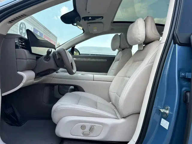 IM Motors LS6 — Фото автомобиля 4