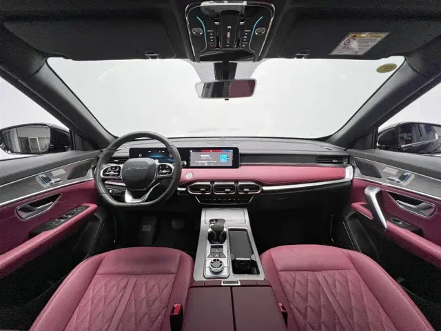 Jetour X70 Plus — Фото автомобиля 11