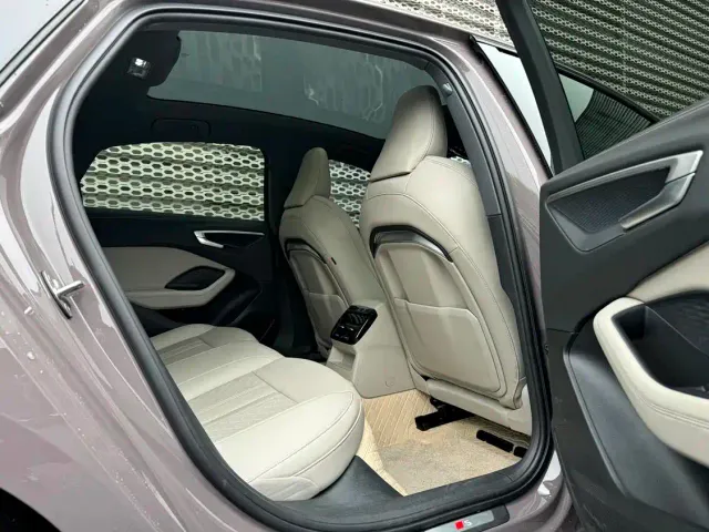 Audi A5L — Фото автомобиля 13