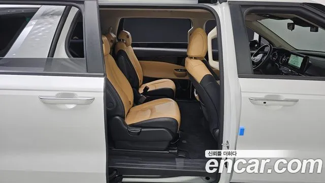 Kia Canival Carnival 4 поколение Дизель 9 мест Prestige — Фото автомобиля 11