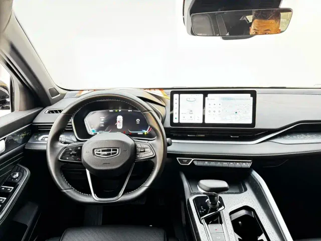 Geely Xingrui — Фото автомобиля 6