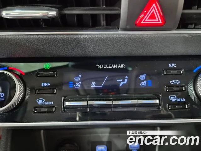 Hyundai Sonata — Фото автомобиля 16