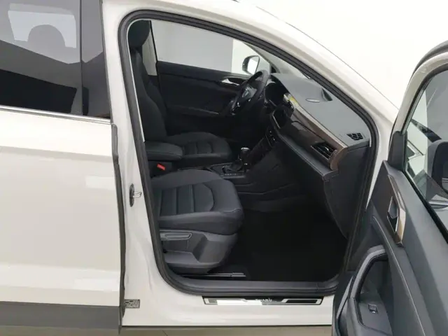 Volkswagen Tharu — Фото автомобиля 8