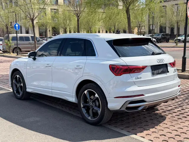 Audi Q3 — Фото автомобиля 6
