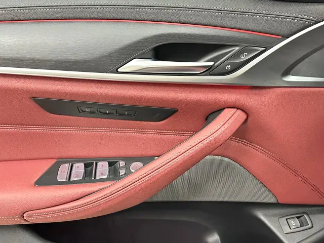 BMW 5 Series — Фото автомобиля 21