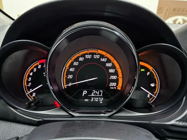 Toyota YARiS L Zhi Xuan — Фото автомобиля 23
