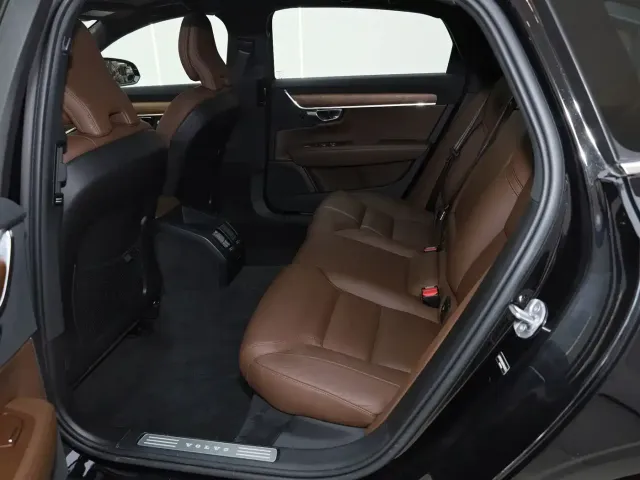 Volvo S90 — Фото автомобиля 14