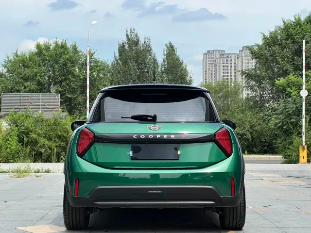 MINI Hatch — Фото автомобиля 4