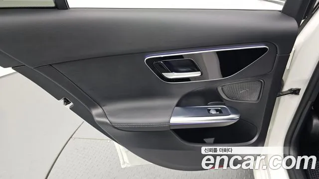 Mercedes-Benz C-Class W205 — Фото автомобиля 14