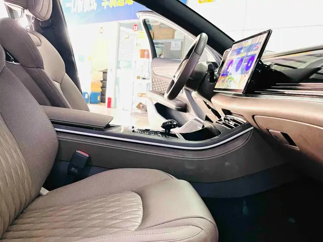 BYD Han — Фото автомобиля 5