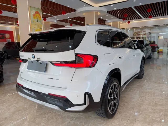 BMW X1 — Фото автомобиля 4