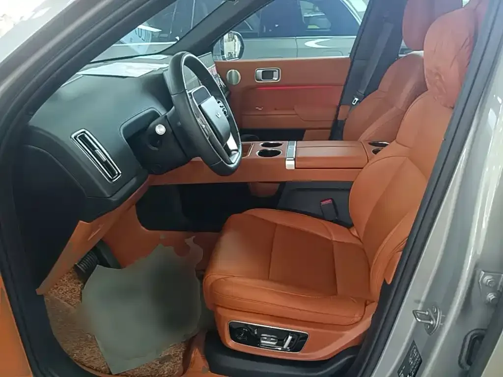 Li Auto Li Xiang L9 2022 Max — Фото автомобиля 10