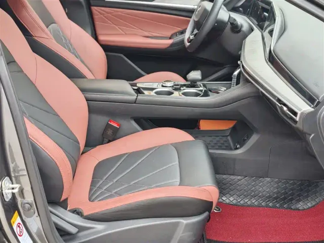 Changan Eado — Фото автомобиля 10