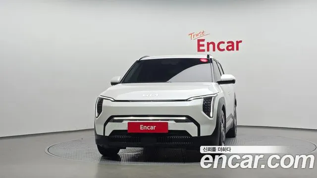 Kia EV3 — Фото автомобиля 3