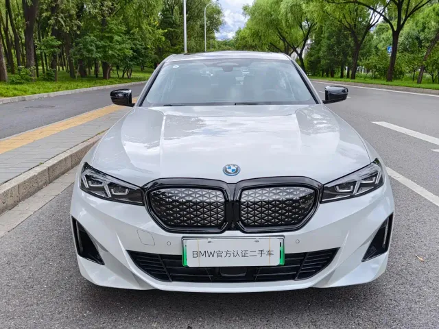 BMW i3 — Фото автомобиля 2