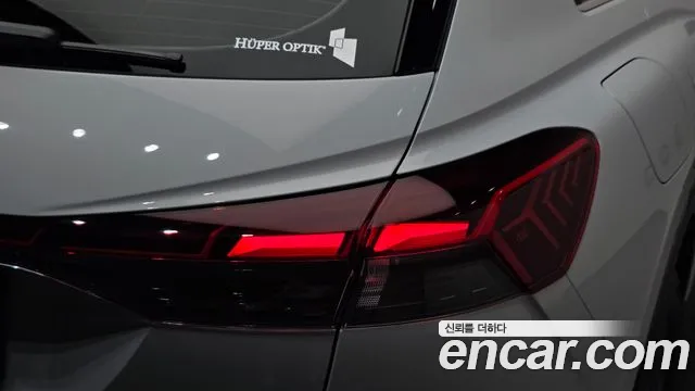 Audi Q4 e-tron — Фото автомобиля 23