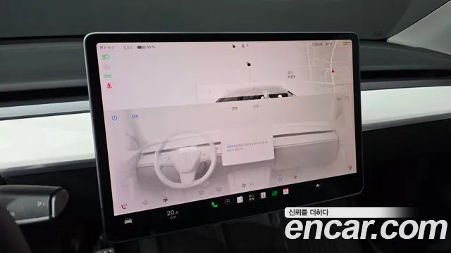 Tesla Model Y — Фото автомобиля 23
