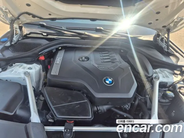 BMW 5-Series — Фото автомобиля 7