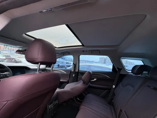 Jetour X90 Plus — Фото автомобиля 9