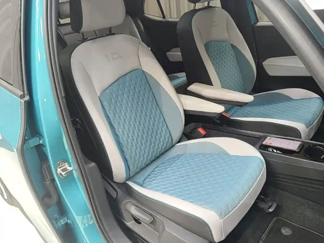 Volkswagen ID.3 — Фото автомобиля 24