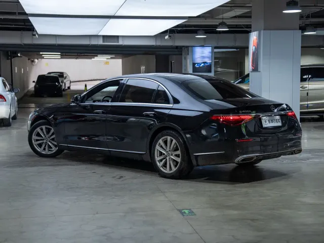 Mercedes-Benz S-Class — Фото автомобиля 4