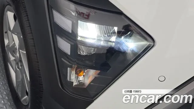 Hyundai Kona SX2 — Фото автомобиля 7