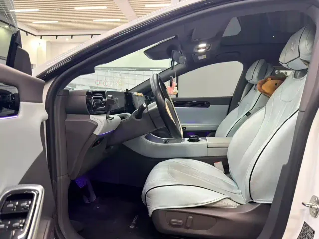 Leapmotor C01 — Фото автомобиля 6
