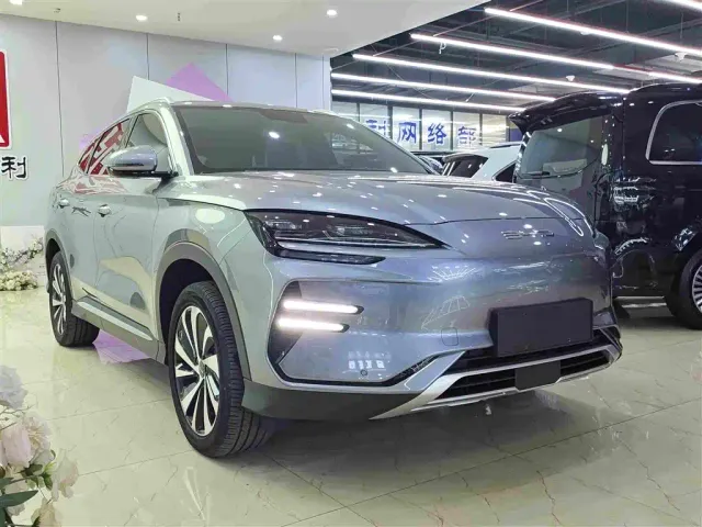 BYD Song PLUS — Фото автомобиля 3