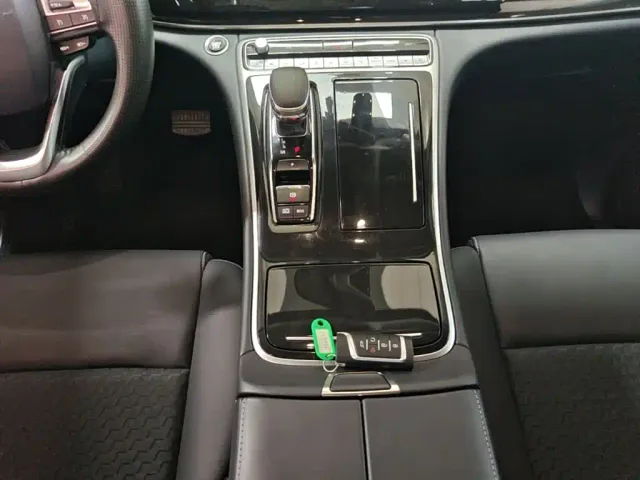 GAC Trumpchi M8 — Фото автомобиля 13