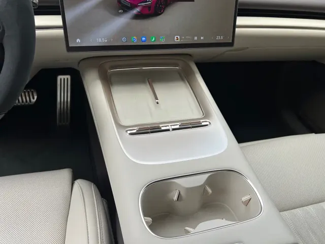 Xiaomi Auto Xiaomi SU7 2026 All-Wheel Drive Edition — Фото автомобиля 12